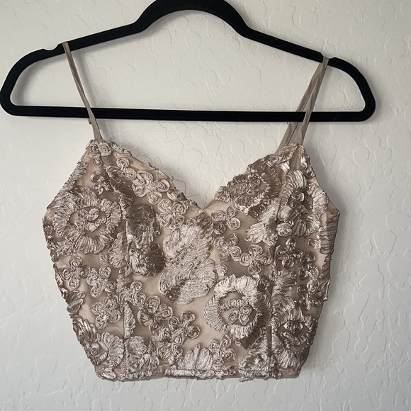 FASHION NOVA Floral Fresh Lace Set in Champagne Sz S High-Low Skirt & Crop Top - Picture 5 of 16